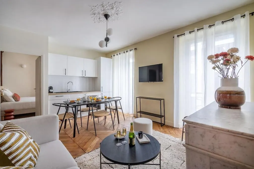 3#Two Bedrooms#Champs Elysees#Arc De Triomphe#Ac Paris France